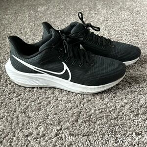 Women’s Nike Air Zoom shoes